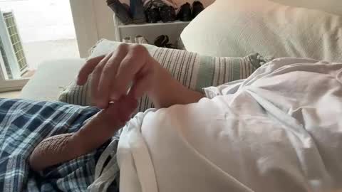 Snapshot of b_boy20166 chatting on December 2024 05:33:02 PM b_boy20166 online show from December 2024 05:33:02 PM