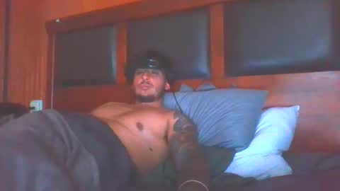 baadddboooy69 online show from April 2026 05:15:01 PM