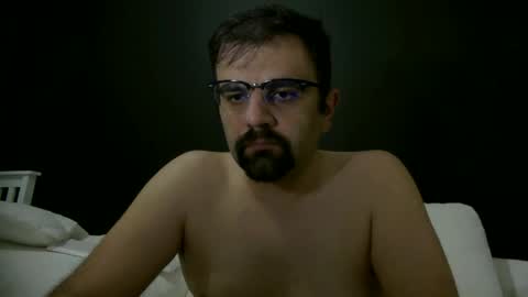 Snapshot of babak581 chatting on February 2026 06:48:01 PM babak581 online show from February 2026 06:48:01 PM