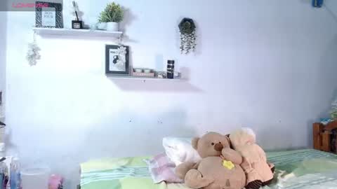 Snapshot of babby_swet chatting on June 2026 03:25:01 AM babby_swet online show from June 2026 03:25:01 AM