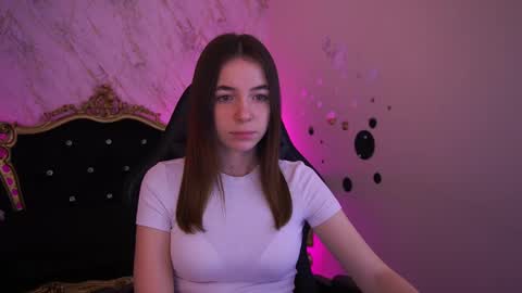 Babe online show from April 2026 06:33:01 AM