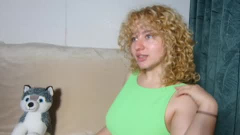 Snapshot of baby_doll91 chatting on February 2025 03:31:02 PM Babby Doll online show from February 2025 03:31:02 PM