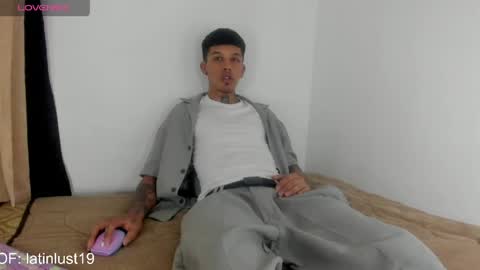 Snapshot of baby_gio chatting on May 2026 03:19:01 PM OF GxoXabs online show from May 2026 03:19:01 PM