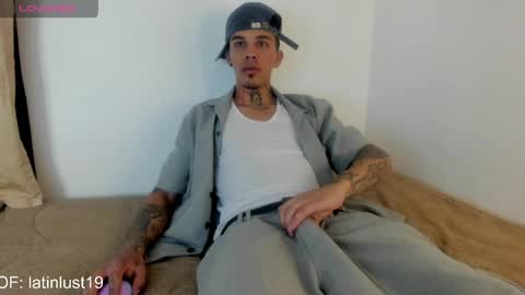 Snapshot of baby_gio chatting on June 2026 05:14:01 PM OF GxoXabs online show from June 2026 05:14:01 PM
