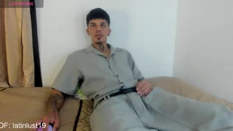 Snapshot of baby_gio chatting on June 2026 05:32:01 PM OF GxoXabs online show from June 2026 05:32:01 PM