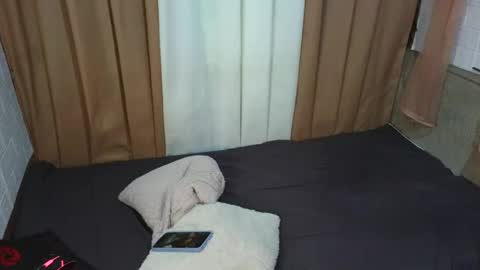 hello every one i am maxine online show from November 2025 07:09:02 AM