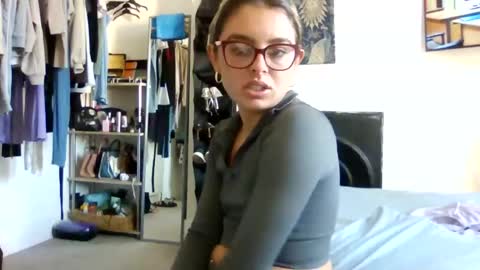 baby_girls2224 online show from April 2026 07:28:01 AM