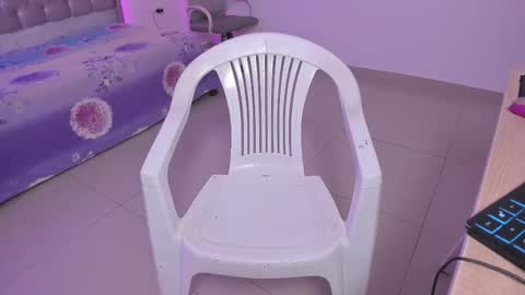 Snapshot of baby_glow01 chatting on November 2025 01:00:01 PM baby_glow01 online show from November 2025 01:00:01 PM