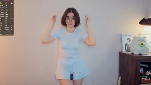 Emily online show from April 2026 07:27:01 AM