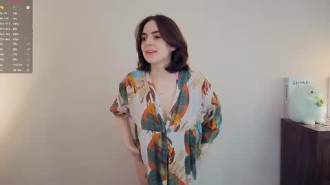 Emily online show from May 2026 07:13:01 AM