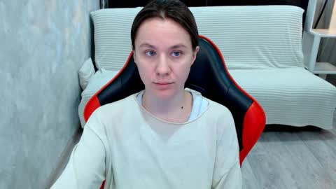 baby_kitte online show from December 2025 03:03:01 AM