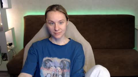 Snapshot of baby_kitte chatting on May 2026 04:09:02 AM baby_kitte online show from May 2026 04:09:02 AM