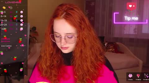 baby_little_fox online show from October 2025 11:38:02 AM