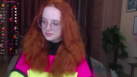 baby_little_fox online show from October 2025 11:40:01 AM