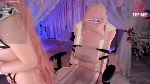 Snapshot of baby_lolli_pop chatting on March 2025 09:15:02 PM  antonella  online show from March 2025 09:15:02 PM