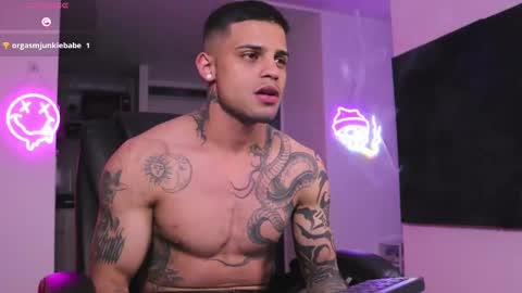 Snapshot of baby_rausch chatting on February 2025 06:19:01 AM baby_rausch online show from February 2025 06:19:01 AM