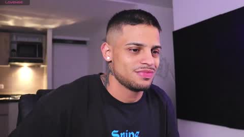 Snapshot of baby_rausch chatting on March 2025 11:28:01 AM baby_rausch online show from March 2025 11:28:01 AM