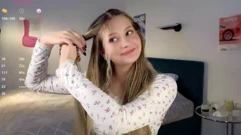 Ruth online show from December 2025 06:38:01 PM