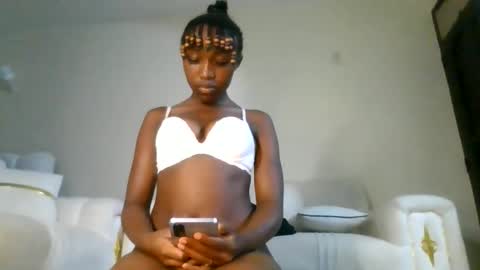 baby_smiler online show from May 2026 01:34:01 AM
