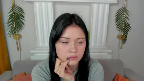 baby_sunsh1ne_ online show from June 2026 01:28:02 AM