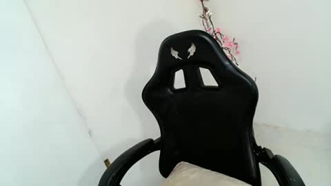 baby_zoexx online show from April 2026 08:21:01 PM
