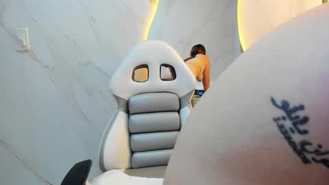 ANGEL online show from February 2026 07:51:01 AM