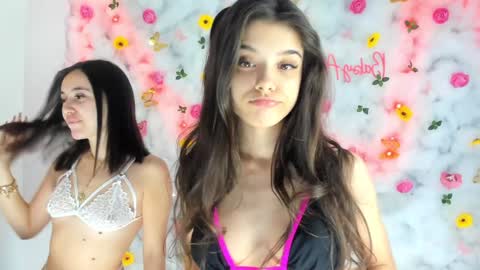 Snapshot of babyaylin chatting on January 2025 05:10:02 AM Aylin  online show from January 2025 05:10:02 AM