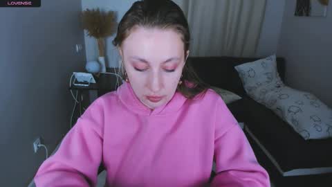 Eva online show from October 2025 09:58:02 PM