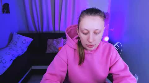 Eva online show from October 2025 08:41:01 PM