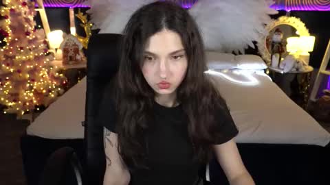 Sasha online show from December 2025 07:54:02 PM