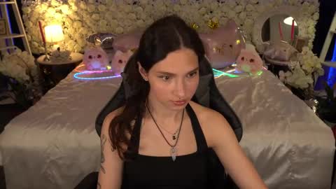 Sasha online show from April 2026 06:58:01 PM