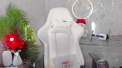 Sophia online show from February 2026 03:57:02 AM