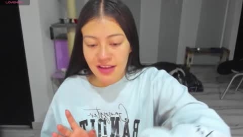 Loren online show from January 2026 12:27:02 AM