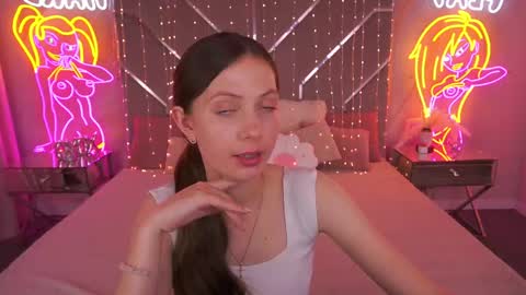 Snapshot of babylumii chatting on May 2026 01:37:01 PM Lady Vi online show from May 2026 01:37:01 PM
