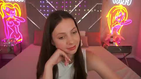 Snapshot of babylumii chatting on June 2026 01:12:02 PM Lady Vi online show from June 2026 01:12:02 PM