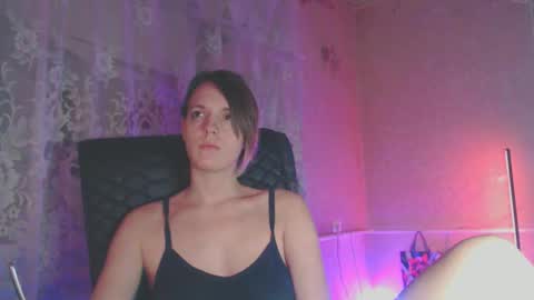 Sonya online show from November 2025 06:51:02 PM