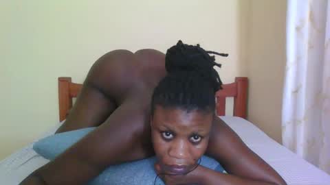 Snapshot of babyrozillah chatting on May 2026 12:44:02 PM PRISCILLAH online show from May 2026 12:44:02 PM