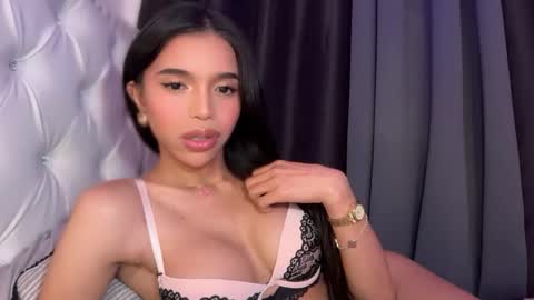 babysabrinaxx online show from October 2025 05:44:02 PM