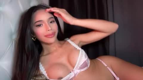 babysabrinaxx online show from June 2026 07:42:01 PM