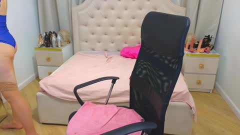 Snapshot of babysquirty chatting on February 2025 04:33:01 PM Angela online show from February 2025 04:33:01 PM