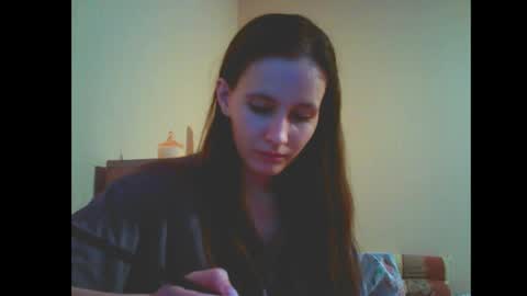 Alice  online show from February 2025 08:42:01 PM