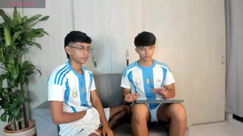 Snapshot of babyy_couplee chatting on July 2026 02:11:02 AM Babyy Couplee online show from July 2026 02:11:02 AM