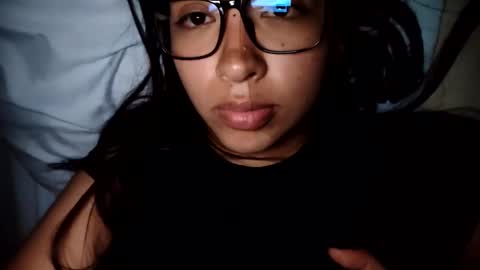 Snapshot of babyymango_ chatting on February 2025 06:04:01 PM Gisselle online show from February 2025 06:04:01 PM