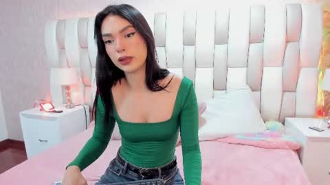 bad__girll_ online show from June 2026 03:27:02 AM