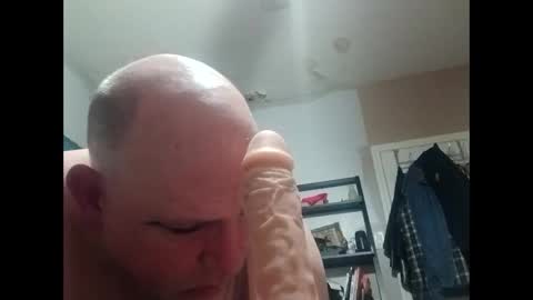 Snapshot of bad_boy4u2abuse chatting on January 2025 12:18:01 PM bad_boy4u2abuse online show from January 2025 12:18:01 PM