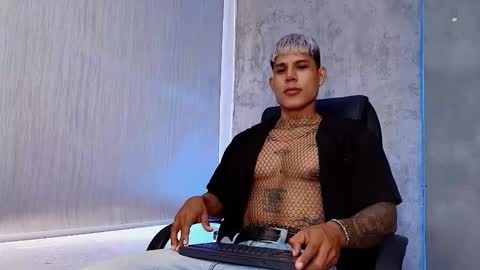 bad_boytoh online show from February 2026 03:53:02 PM