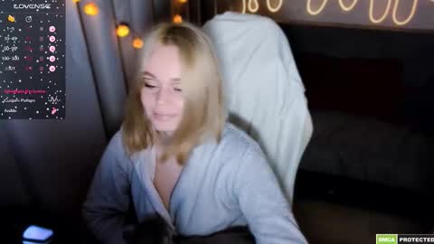 Lin online show from October 2025 09:39:02 PM