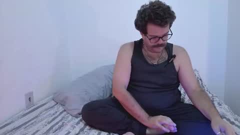 Snapshot of baddaddybrasil chatting on June 2026 10:21:02 PM Baddaddybrazil online show from June 2026 10:21:02 PM