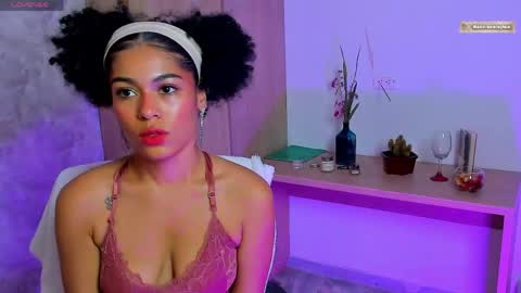 BADDIE DELAYLA online show from May 2026 07:07:02 PM
