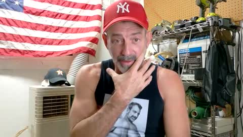 Snapshot of badnightwolf chatting on October 2025 03:45:01 AM Silver online show from October 2025 03:45:01 AM